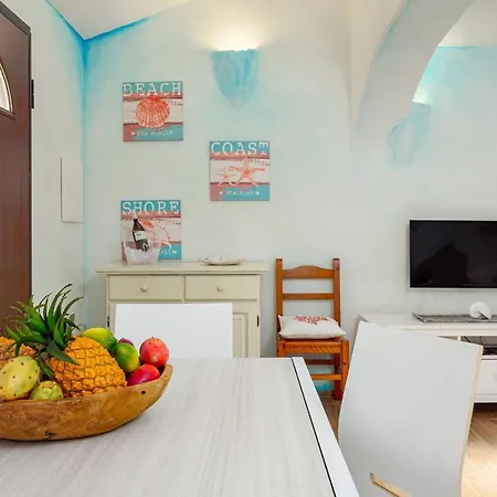 A Due Passi Da Mare * Abbiadori