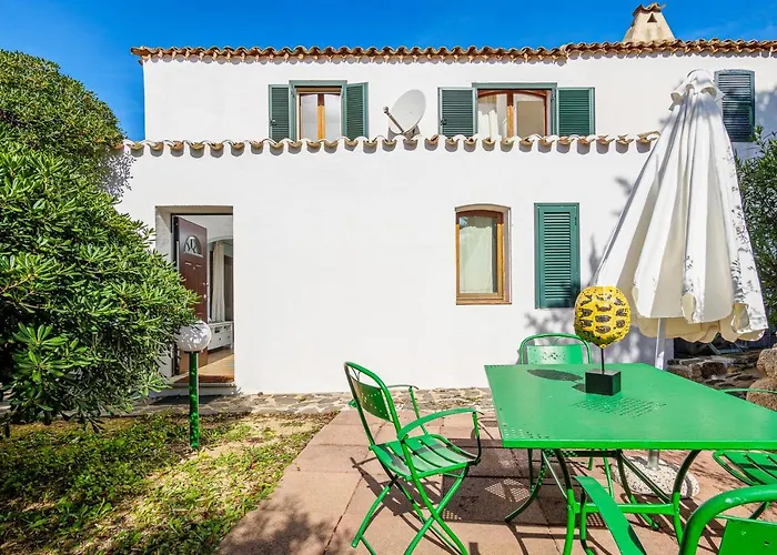 A Due Passi Da Mare Semesterbostad *